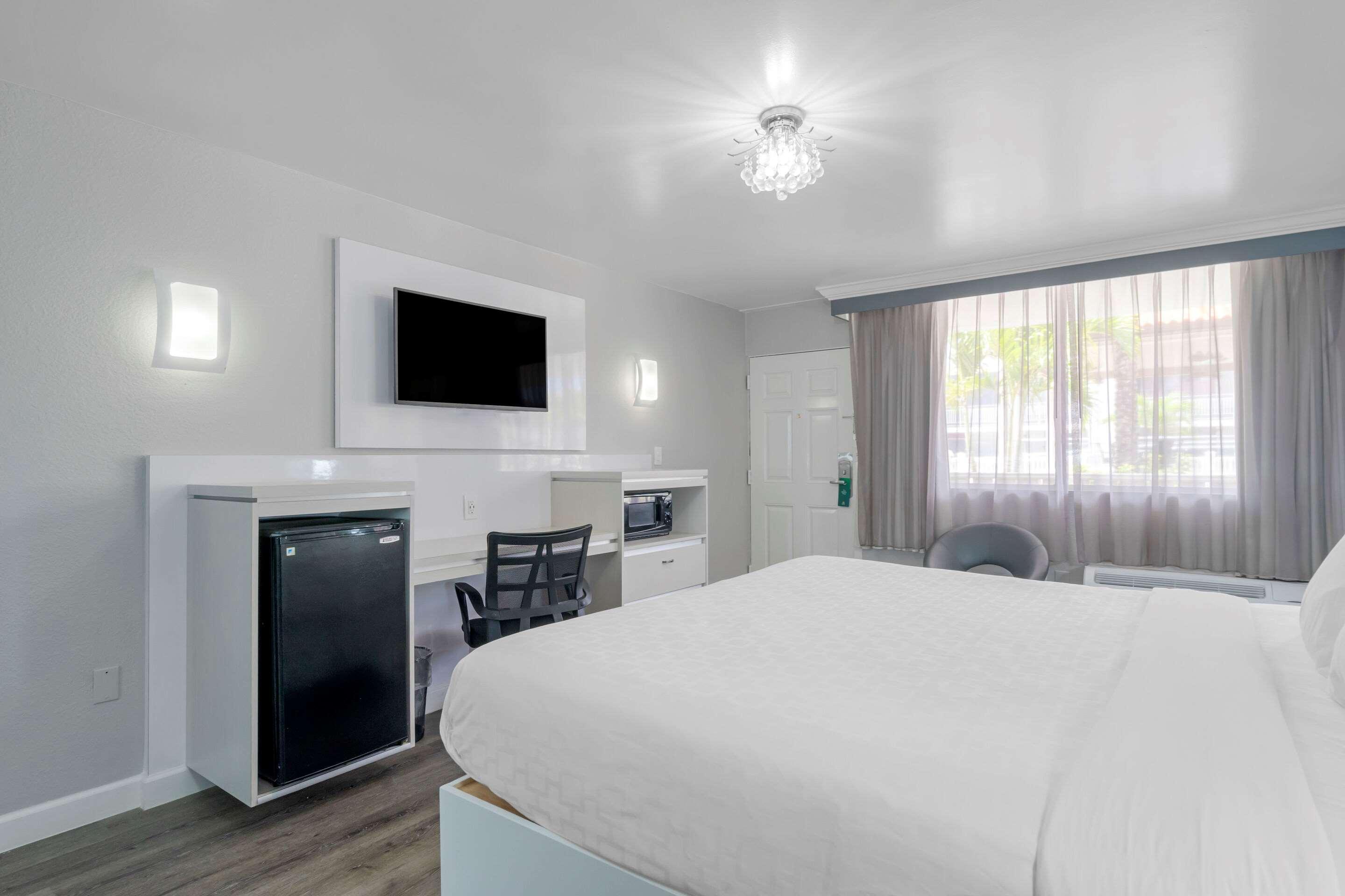 Quality Inn And Conference Center Tampa-Brandon Heartland Экстерьер фото