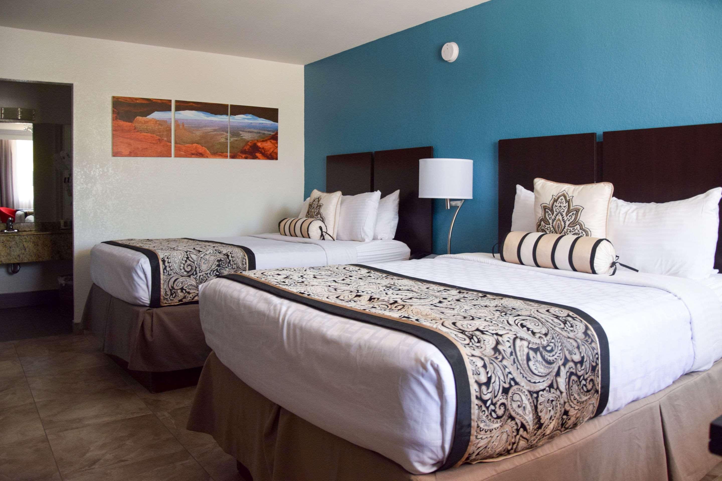 Quality Inn And Conference Center Tampa-Brandon Heartland Экстерьер фото